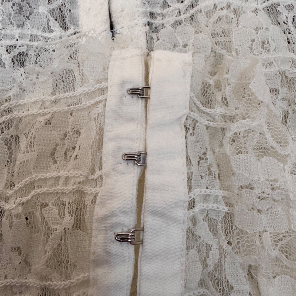 Free People NWOT Madison lace semi-sheer long sleeve top Size Small - Picture 6 of 10